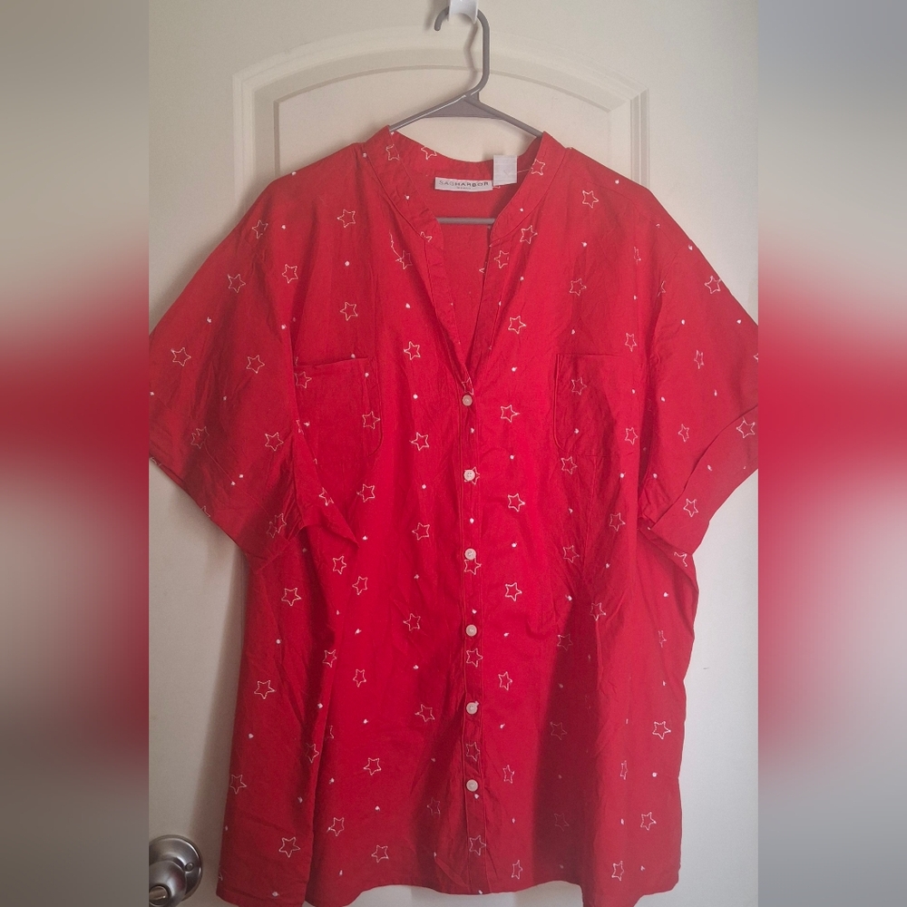 SAG HARBOR WOMAN Red Blouse Top w/Silver star Size  3X‎ Spacecore